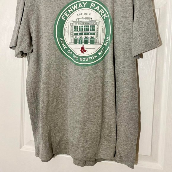 Fenway Park- Home of the Boston Red Sox T-Shirt- Size XL - Picture 2 of 5